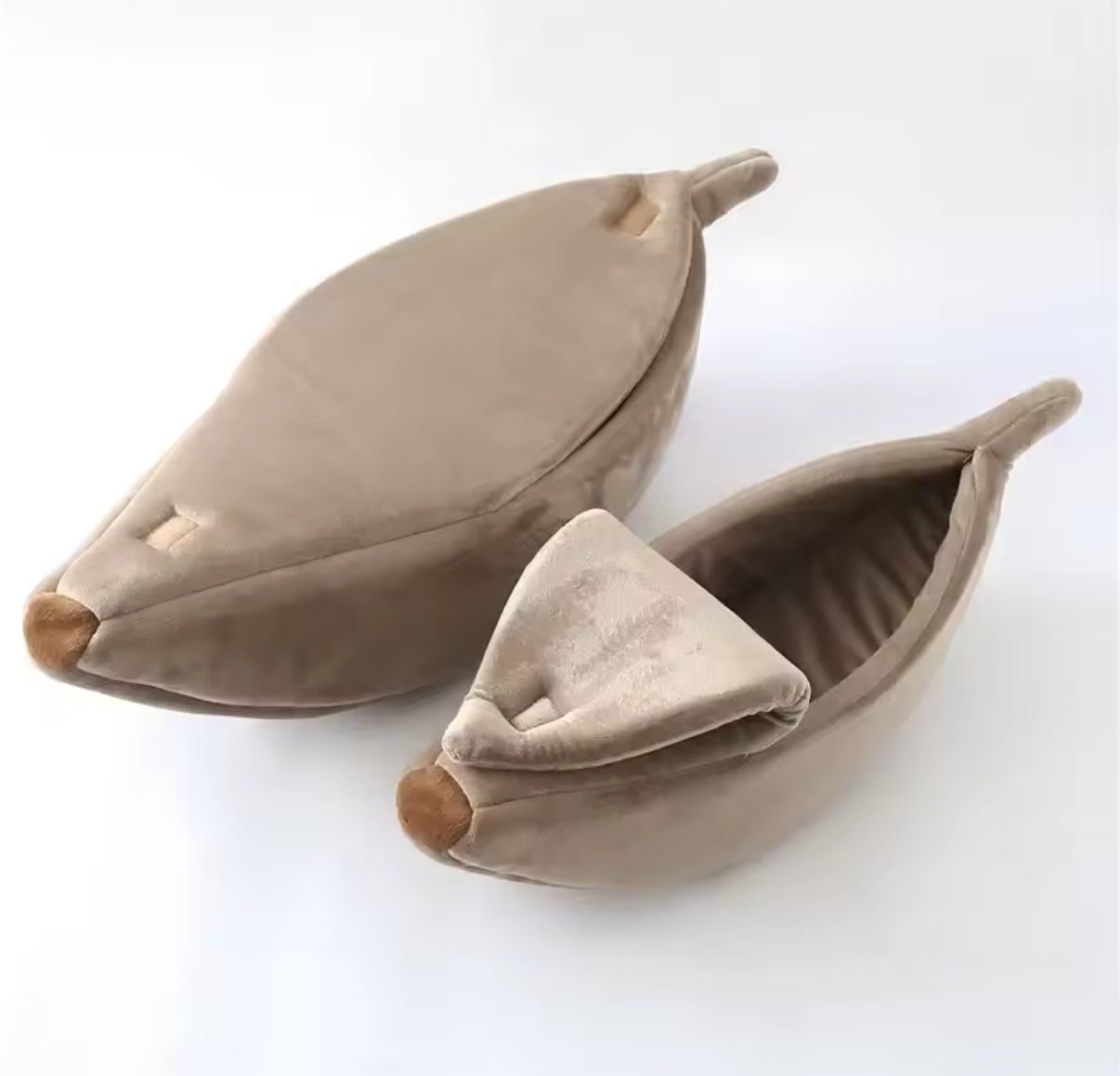 Cozy Banana Nest for Cats and Small Dogs
