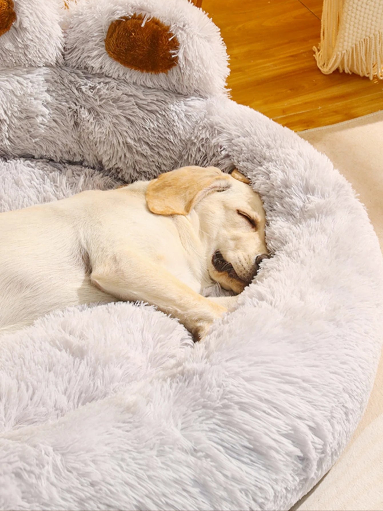 Fluffy Paw-Shaped Dog Bed for Small to Large Pets