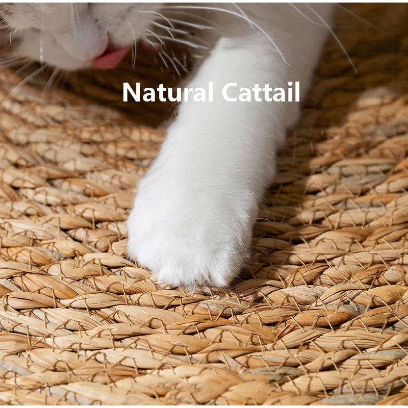 Round Rattan Cat Scratch Mat – Natural Woven Pad with Optional Teaser Ball