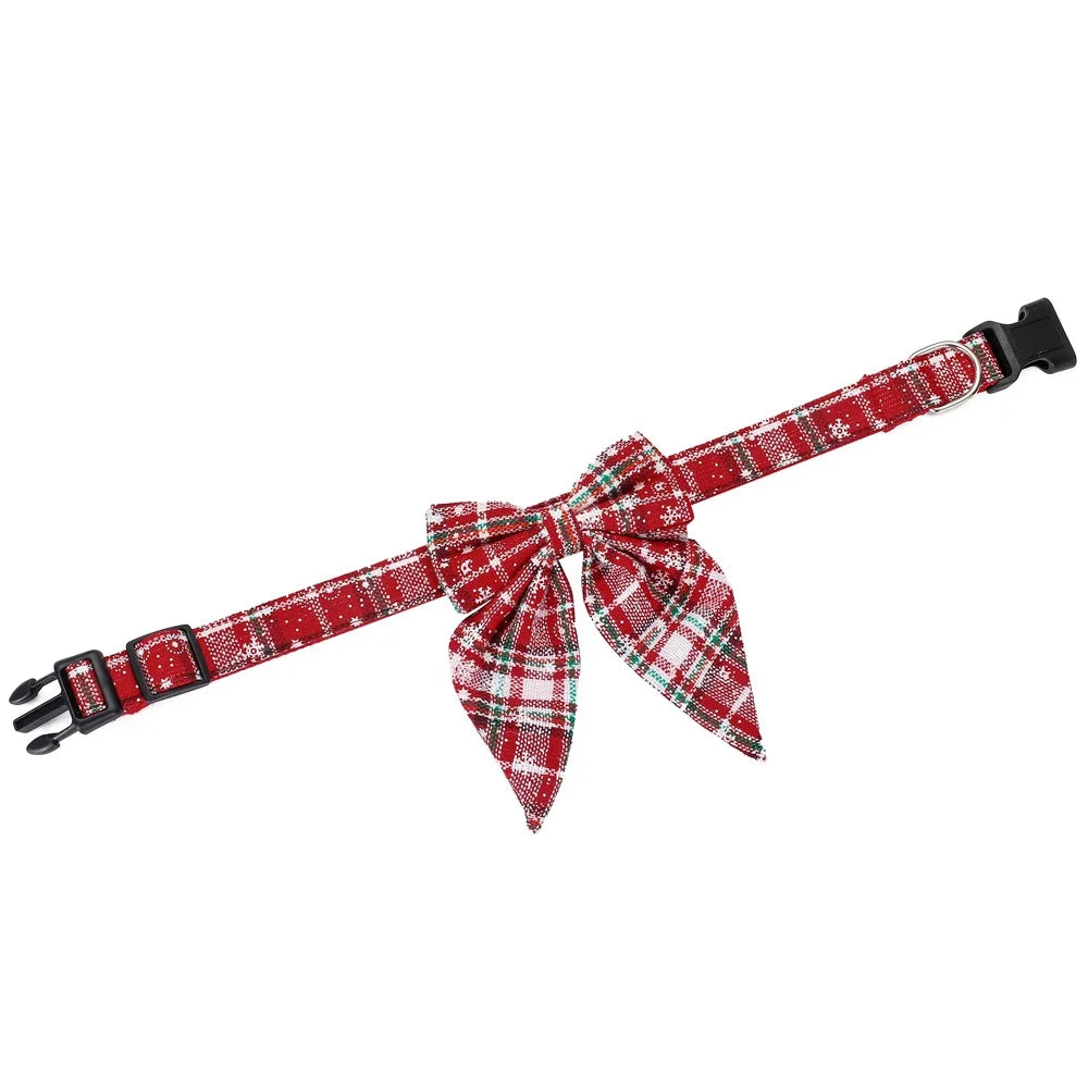 Christmas Dog Collar with Festive Bow – Adjustable & Safe