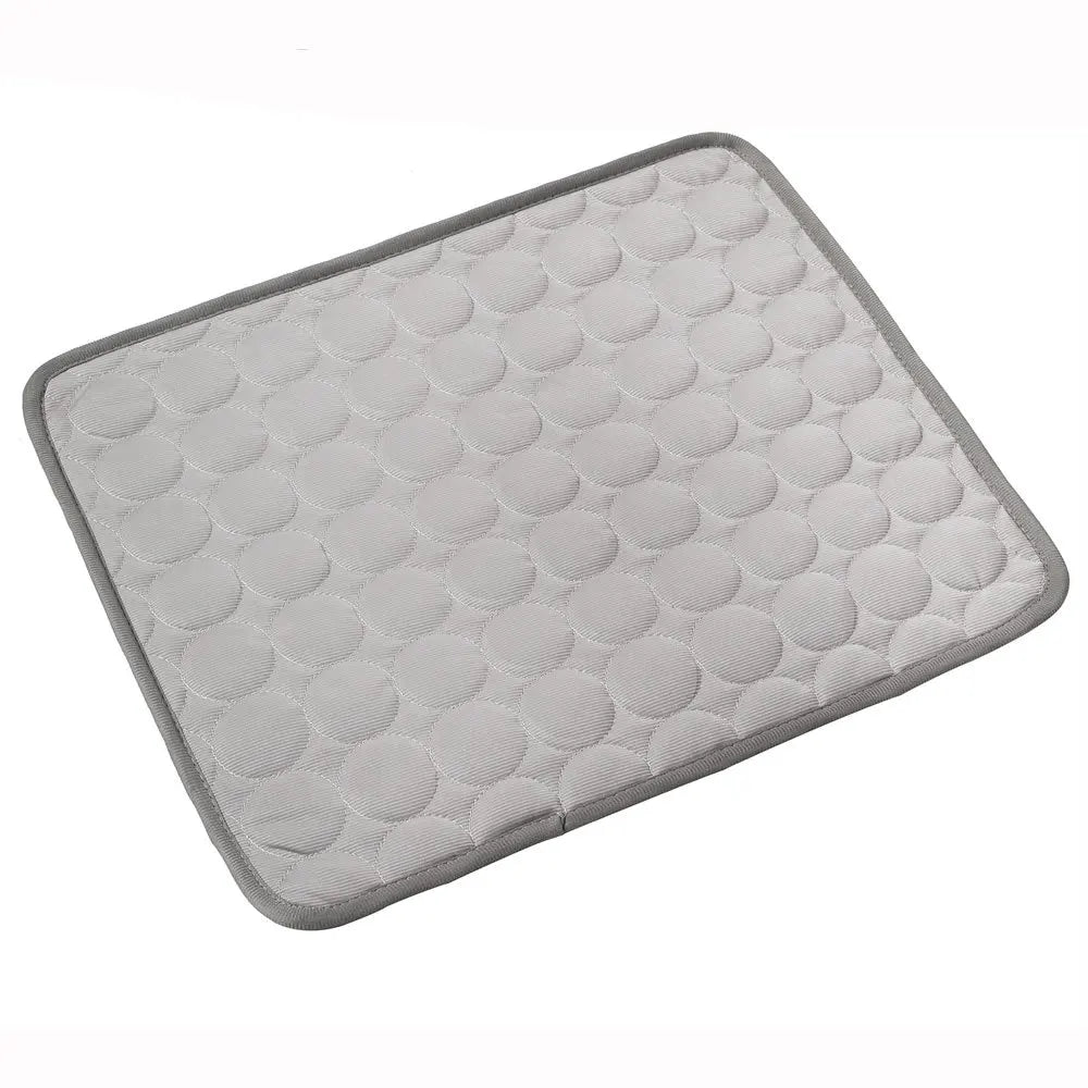 Self-Cooling Dog Mat for Summer – Washable Ice Silk Pad for Dogs