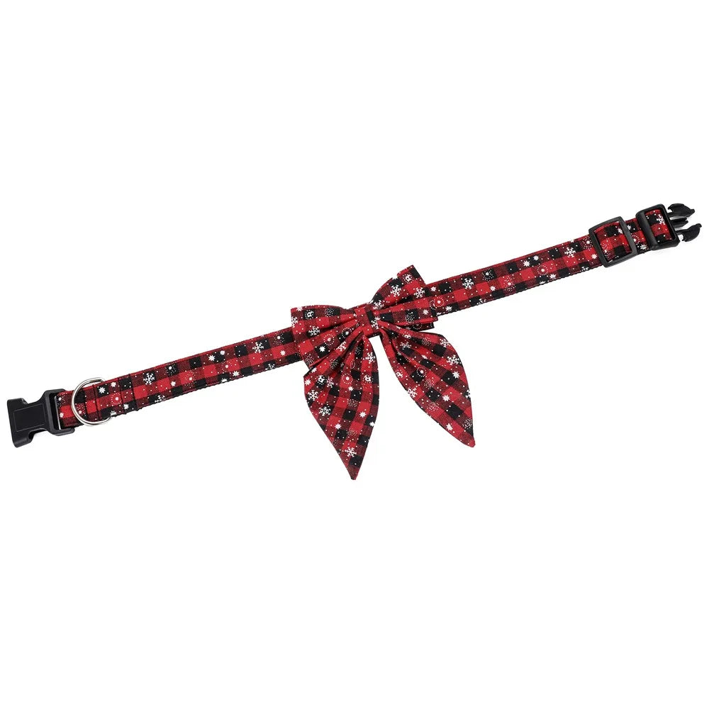 Christmas Dog Collar with Festive Bow – Adjustable & Safe