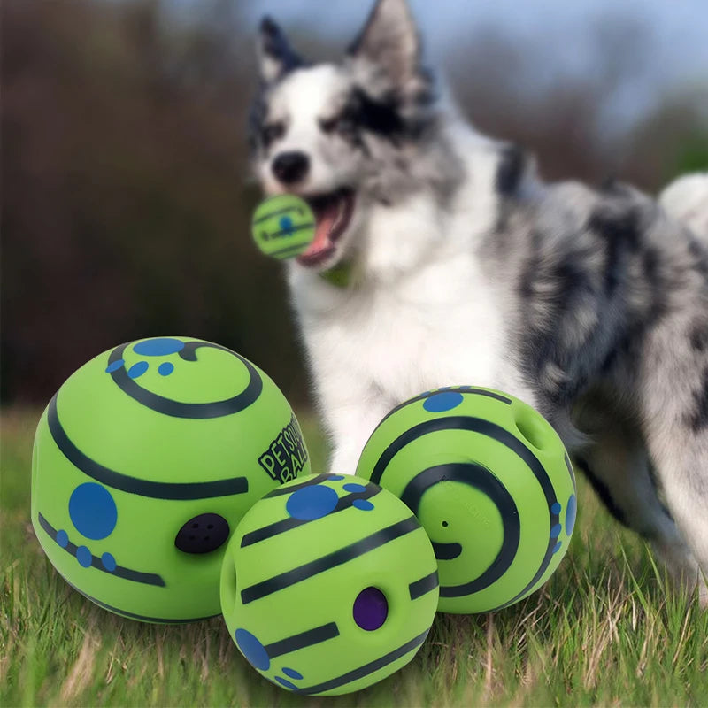 Interactive wobble wag giggle ball dog toy producing fun squeaky sounds without batteries
