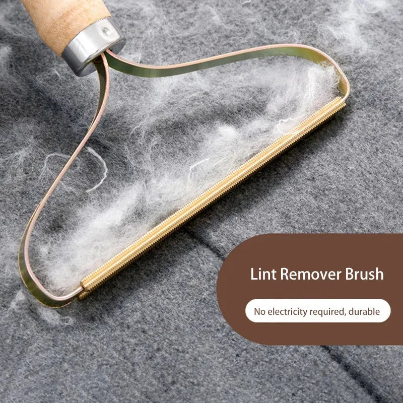 Portable Pet Hair & Lint Remover – Manual Brush for Clothes, Carpets & Upholstery