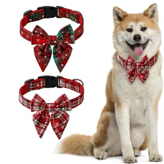 Christmas Dog Collar with Festive Bow – Adjustable &amp; Safe