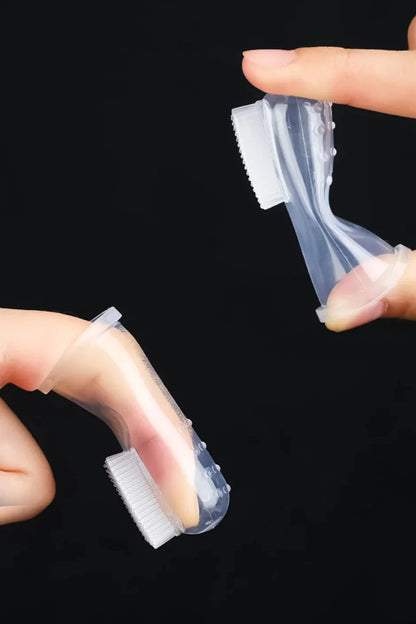 Portable Finger Toothbrush for Pets – Lightweight &amp; Easy to Clean