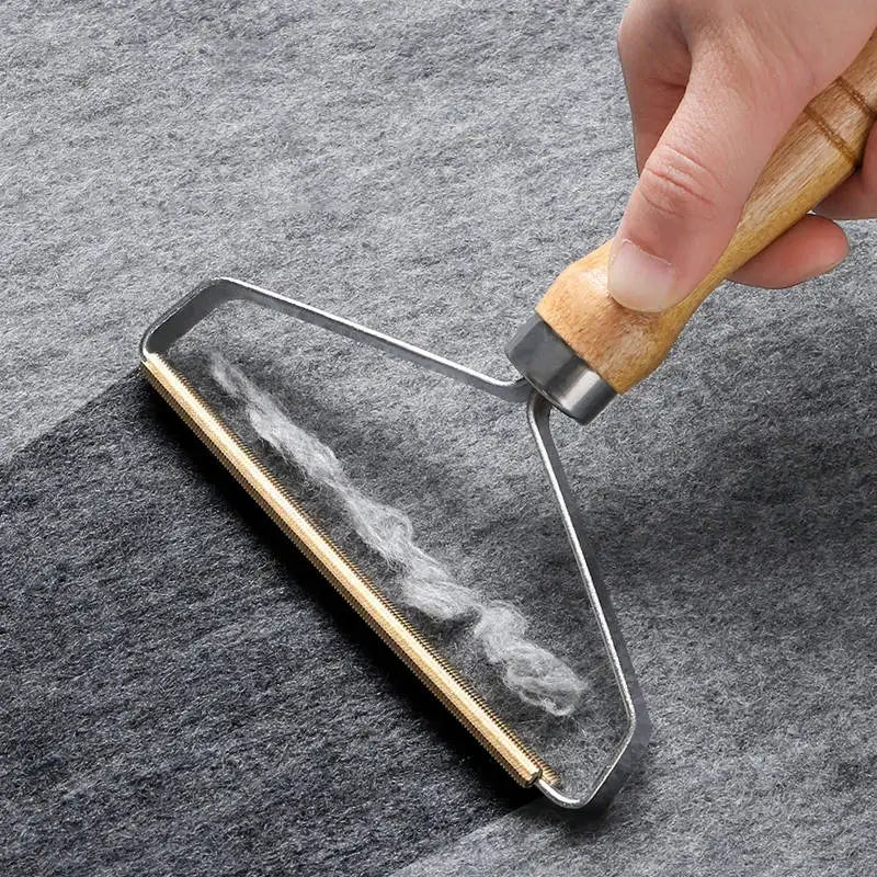 Portable Pet Hair &amp; Lint Remover – Manual Brush for Clothes, Carpets &amp; Upholstery