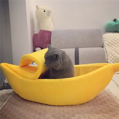 Cozy Banana Nest for Cats and Small Dogs