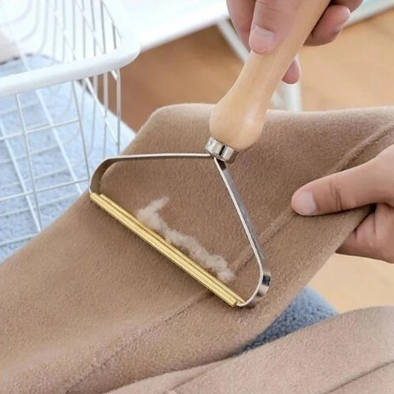 Portable Pet Hair &amp; Lint Remover – Manual Brush for Clothes, Carpets &amp; Upholstery