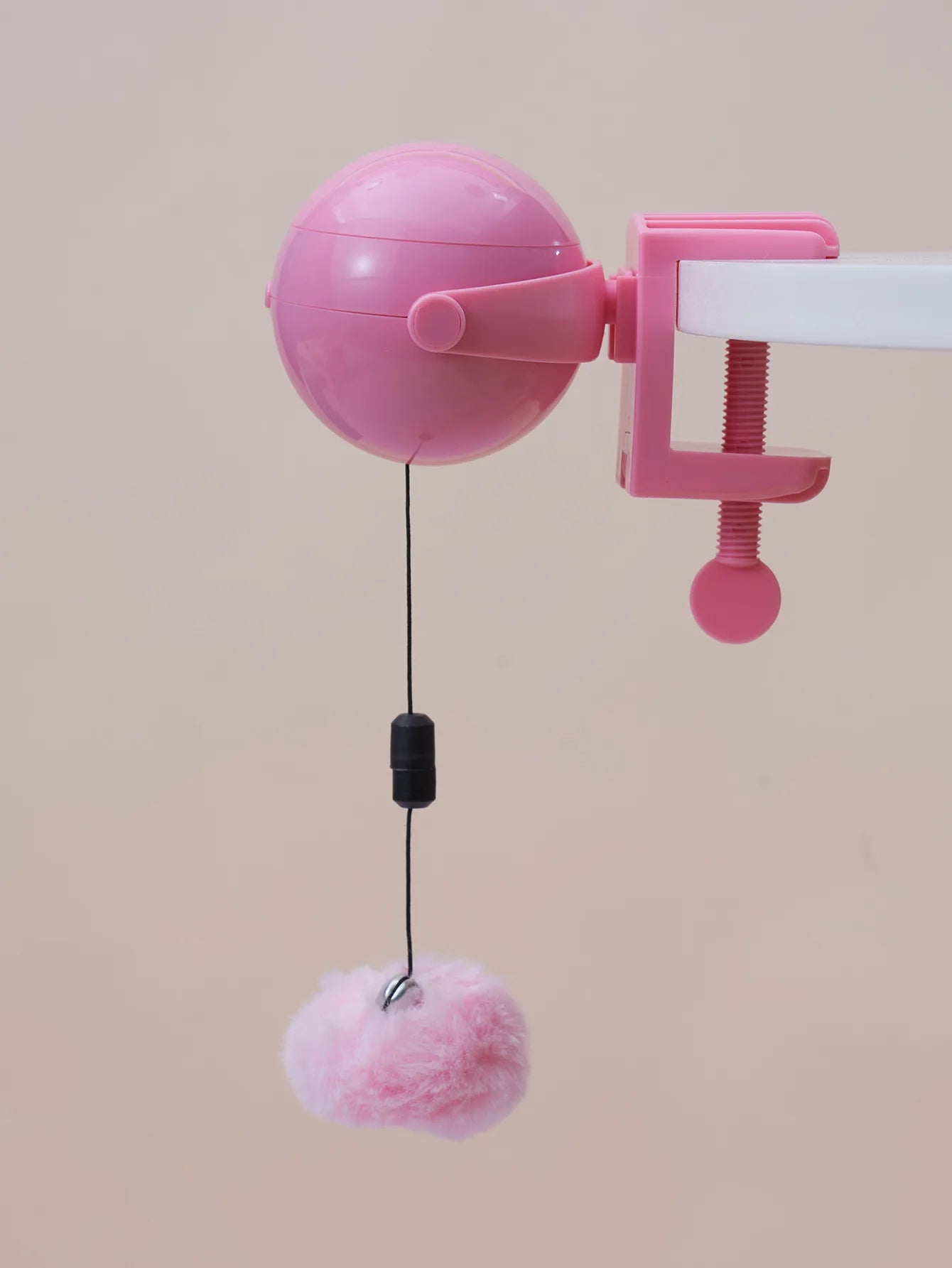 Interactive Electric Cat Teaser Toy – YoYo Lifting Ball with Motion, Flutter &amp; Rotation
